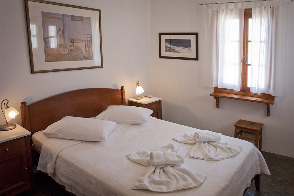 Antheia Hotel in Folegandros island